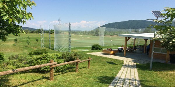 Bar Mladinski golf center Stanežiče